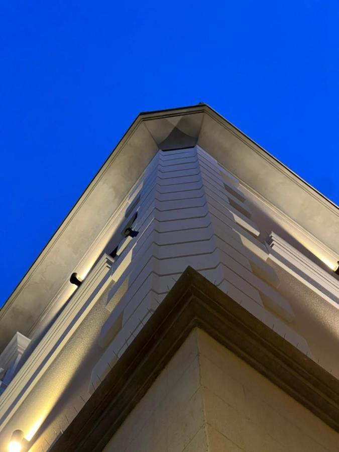 A Casa Di Alessandro Bed & Breakfast 2*